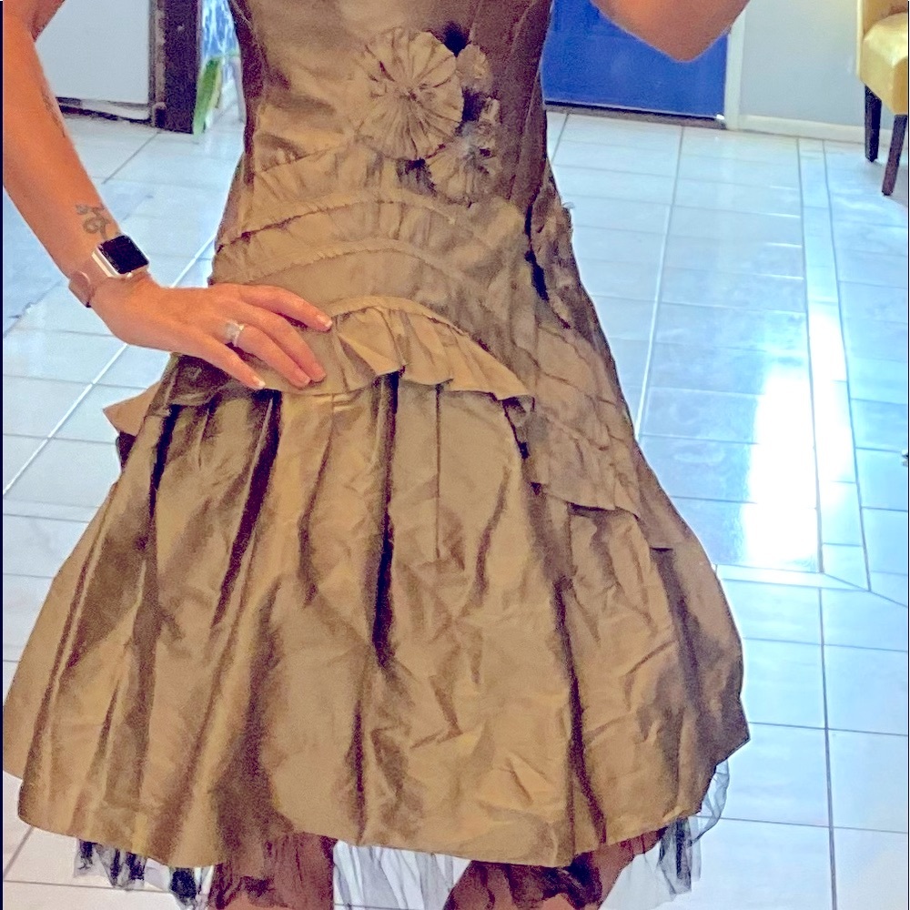 BCBG Bronze Y2K 90s Cocktail Dress Bougie VINTAGE crepe strapless sexy Metallic